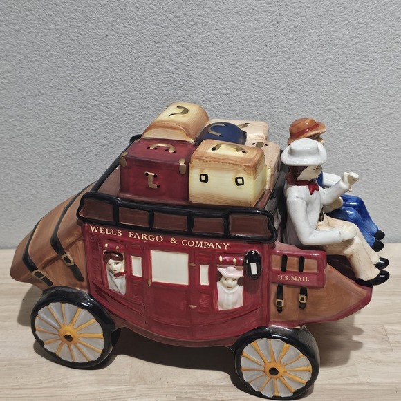 Wells Fargo Stagecoach & Co Ceramic Collectable Cookie Jar 2002 Vintage